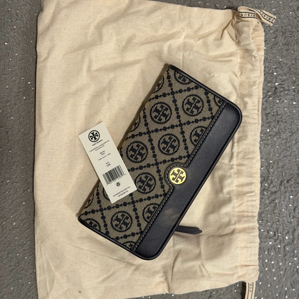 Tory Burch Navy and Tan Wallet